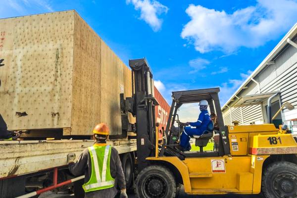 MOVING INSTALLATION 04